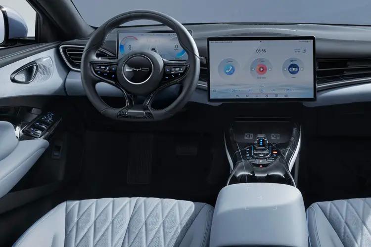 3398581 230kW Design 83kWh 4dr Auto