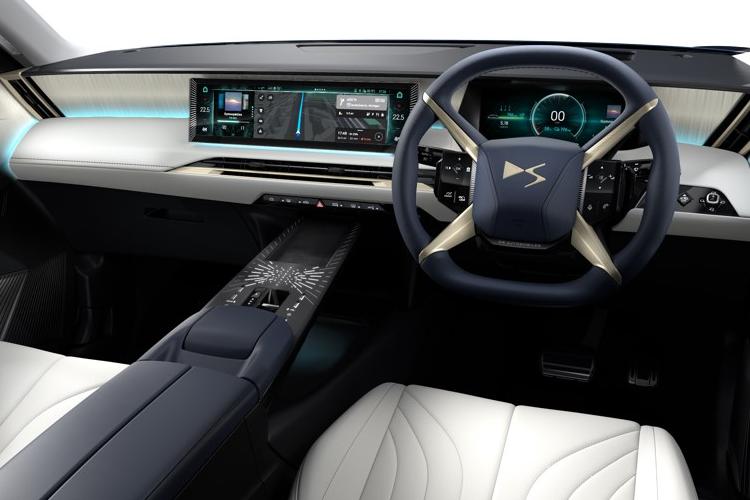 3455473 206kW Etoile 97kWh High Range 5dr Auto