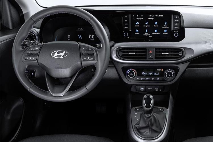 3378640 1.0 Advance 5dr