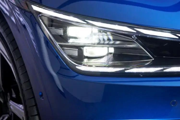 3455679 125kW Air SR 63kWh 5dr Auto