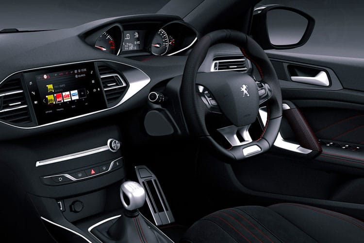 3456232 1.6 Hybrid 195 GT 5dr e-DSC7