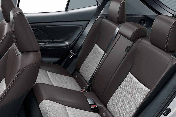 3445769 1.5 Hybrid 130 Design 5dr CVT