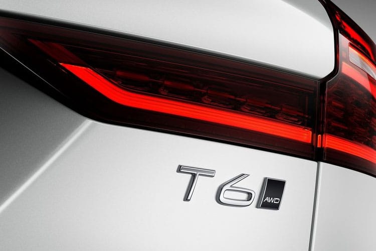 3413413 2.0 B4P Plus Dark 5dr Auto [7 speed]