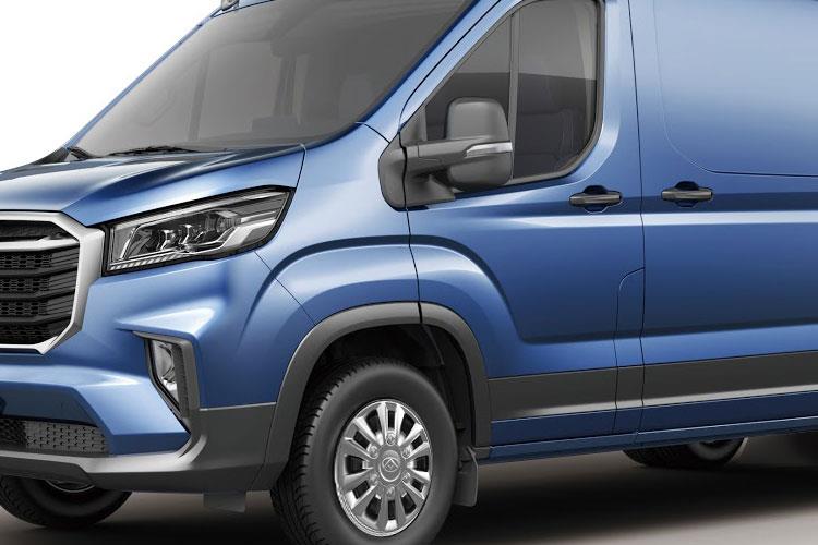 3457858 150kW High Roof Van 77kWh Auto