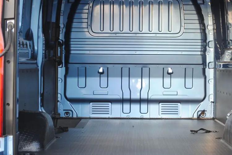 3457841 2.0 D20 150 Lux High Roof Van