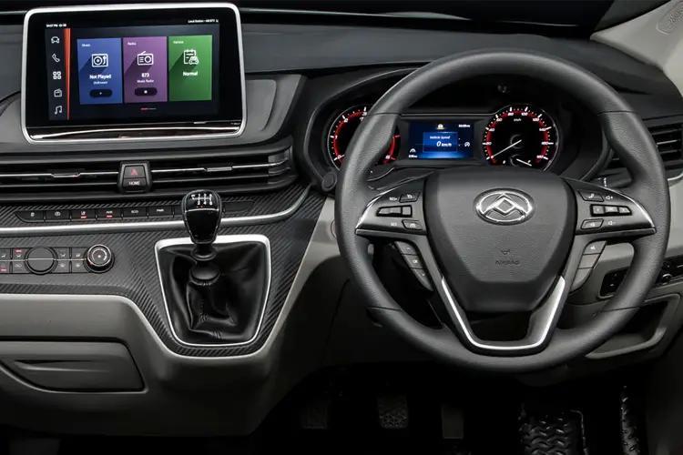 3457850 2.0 D20 150 Chassis Cab