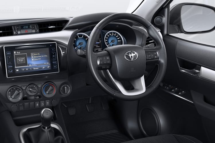 3454302 Invincible X D/Cab Pick Up 2.8 Hybrid 48V Auto